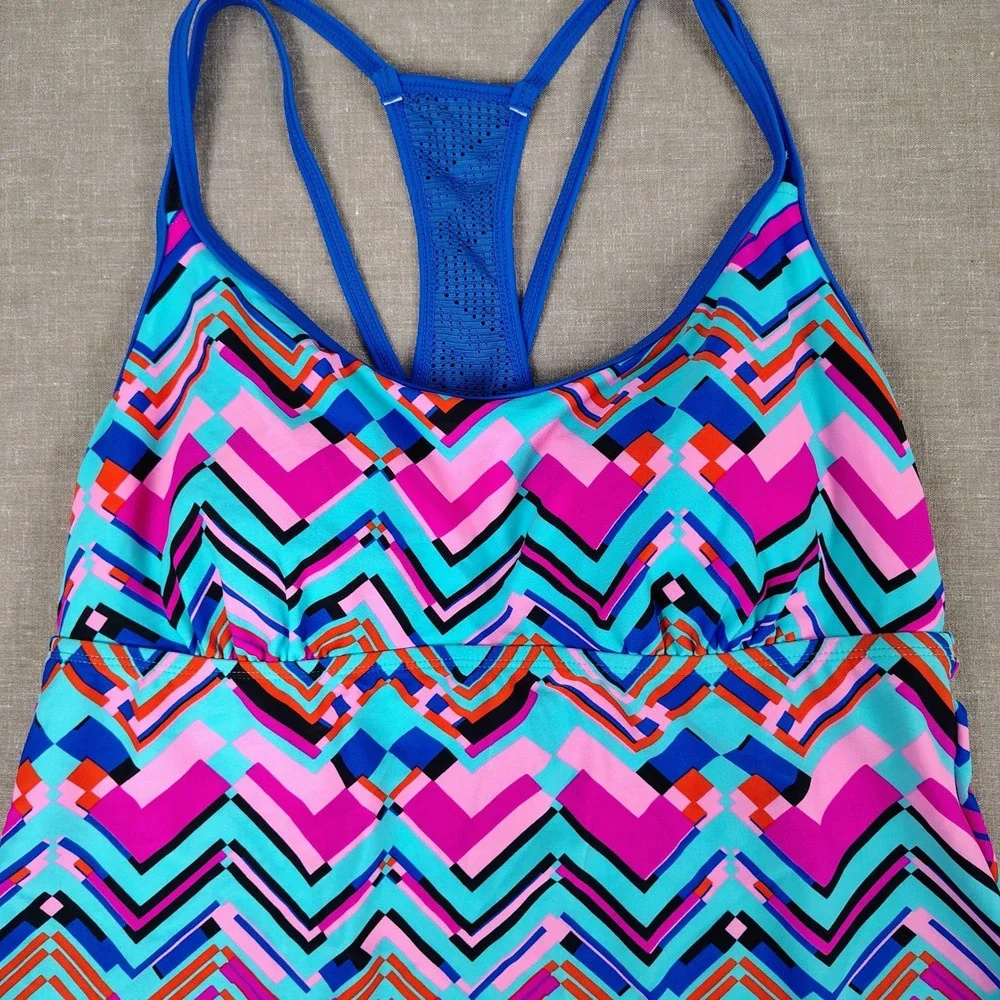 NWT Womens L Be Inspired Tankini Top Multicolor Chevron Geometric Gorpcore Y2K
